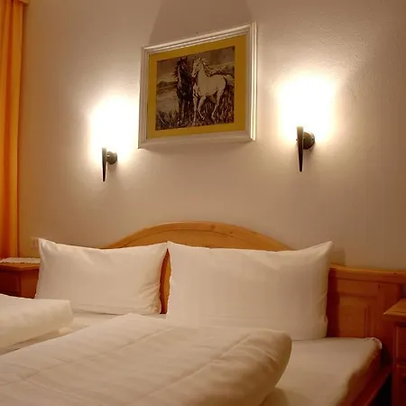 Gasthof Neumeister Guest house