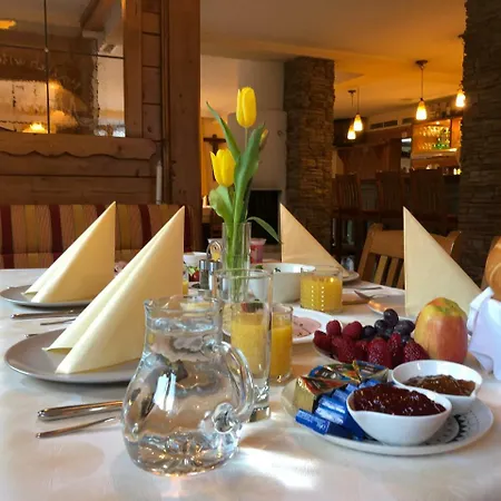 Neumeister ゲストハウス 3*